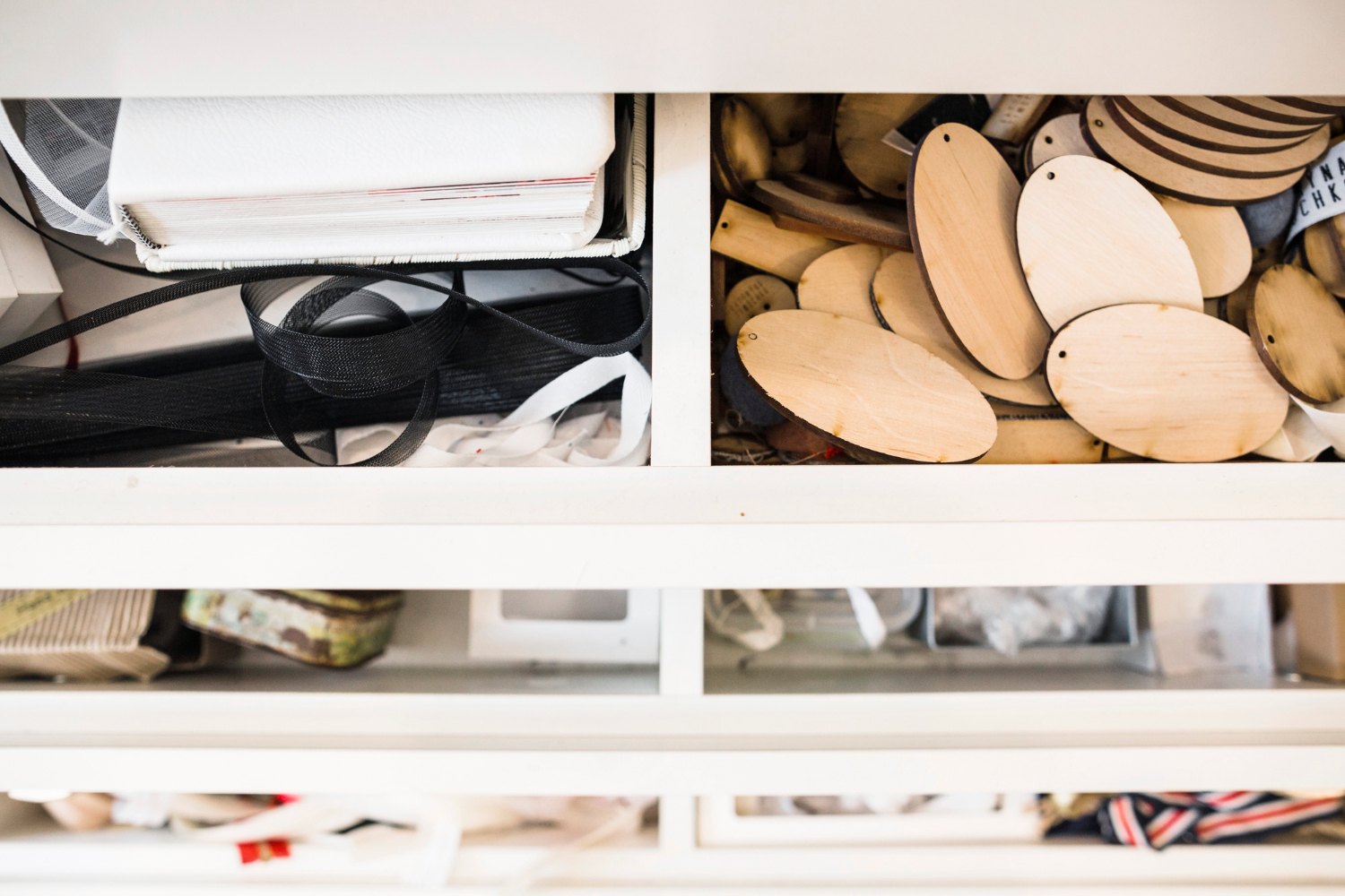 Organiza tu casa sin renunciar a nada: trasteros para decoración de temporada y objetos puntuales
